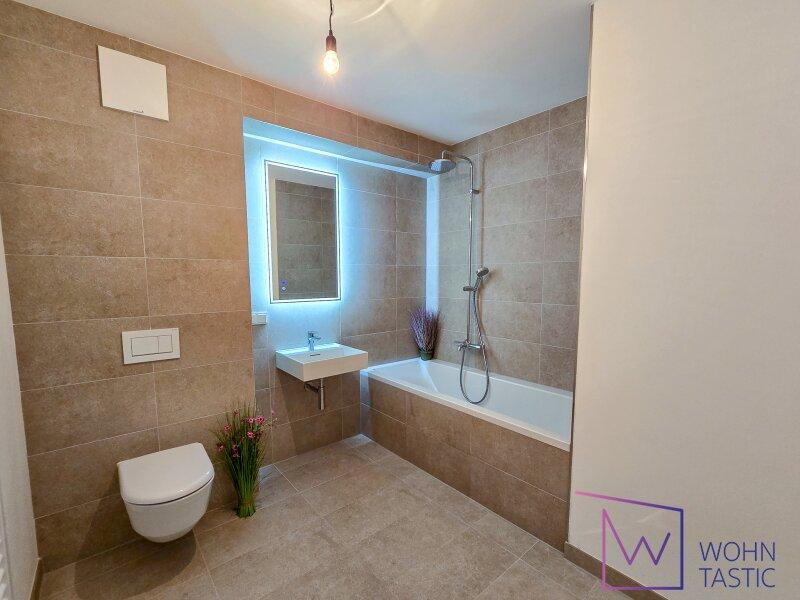 Groes Badezimmer mit mediterranem Flair