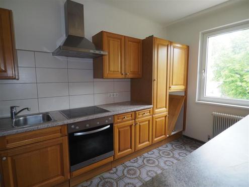 GEMTLICHE 4-ZIMMER-WOHNUNG MIT LOGGIA