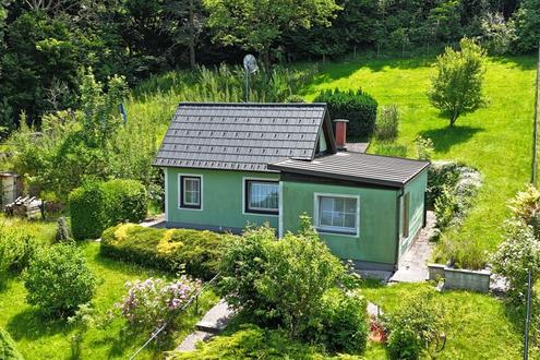 Ses Haus auf groem Grund in Top-Aussichtslage