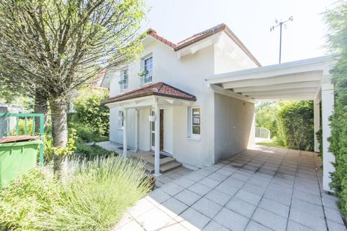 Entzückendes Einfamilienhaus in der Waldandacht, 1170 Wien mit Pool zu vermieten!