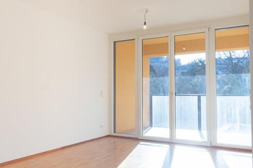 BLICK IN DAS PALAIS SCHÖNBURG - helle 3-Zimmer-Stadtwohnung im 4. Bezirk! Pelletsheizung!