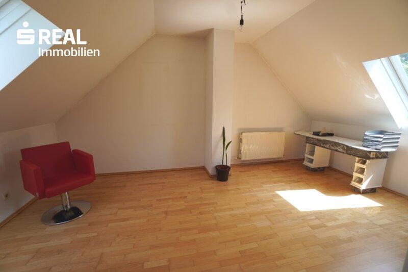 DG - Studio