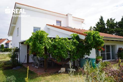 Stylisches Einfamilienhaus fr Naturliebhaber mit groem Nebengebude!