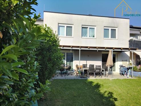 PROVISIONSFREI  - sonnige, gefrderte Genossenschaftswohnung mit PKW-Stellplatz und Garten