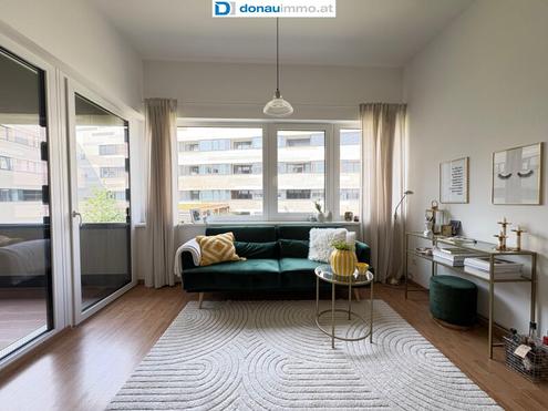 Voll mblierte Neuwertige 2-Zimmer-Wohnung mit Loggia in Krems: Ihr neues Zuhause fr 990,00 !