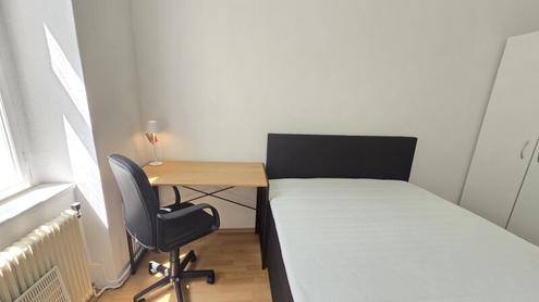 Studentenzimmer, Vollmbliert, U4/U6 All-inclusive Miete in 2er WG.