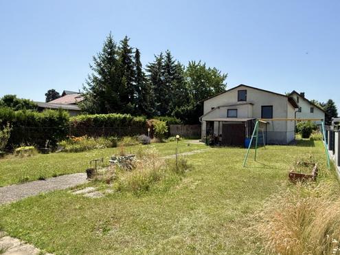 Sanierungsbedrftiges Haus I 1156 m2 Grundstcksflche I  Garage & Gartenhaus inkl. I Ruhige Lage I Nahversorger fulufig erreichbar