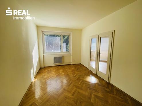 Gerumige 6-Zimmer-Wohnung mit Balkon Nhe NAWI