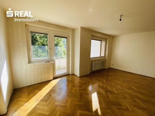 Ger�umige 6-Zimmer-Wohnung mit Balkon N�he NAWI
