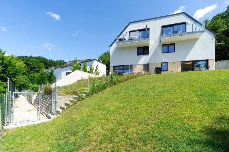 Garten- und Hausansicht