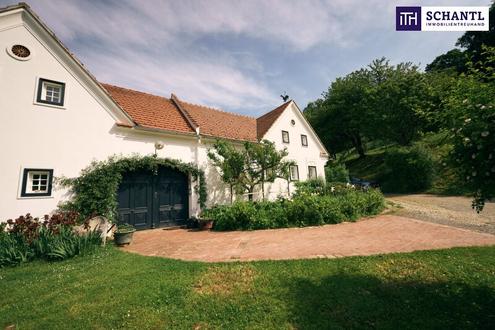 Historischer Vierkanthof in der Thermenregion Bad Loipersdorf - Wo Natur, Geschichte und Exklusivität aufeinandertreffen