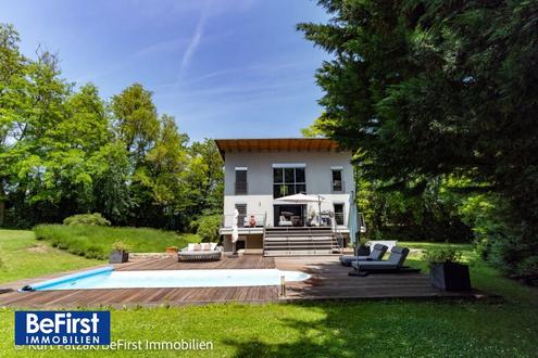 Phantastisches Einfamilienhaus mit Pool und großem Garten - Ruhelage