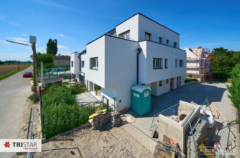 NEU! ++ 2 EINFAMILIENHÄUSER ++ 4 DOPPELHAUSHÄLFTEN ++ SCHLÜSSELFERTIG ++ BAUJAHR 2025 ++ 1220 WIEN ++