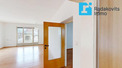 Helle Wohnung mit Wintergarten - gemtliches Wohnen in Toplage