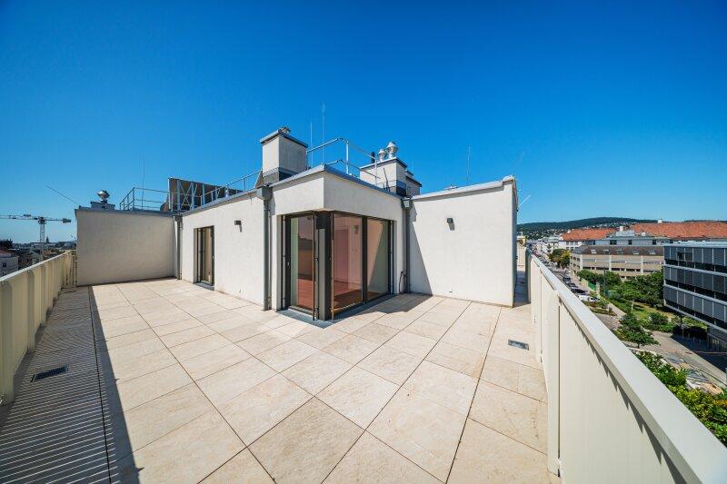 Terrasse mit fast 50 qm