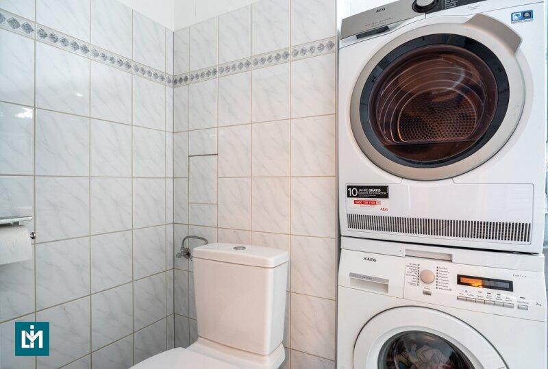 Badezimmer (UG.)