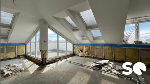 # SQ - ENTKERNTE 3 ZIMMER DACHGESCHOSSWOHNUNG MIT WEITBLICK UND TERRASSE - NÄHE MILLENIUM TOWER - 1200 WIEN