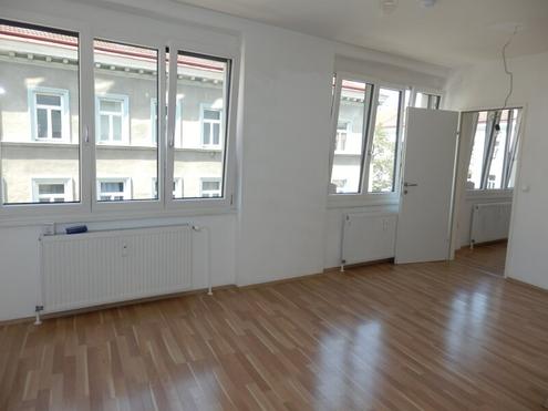 2 Zi NB-Wohnung mit perfekter Aufteilung - gleich bei U4 !!