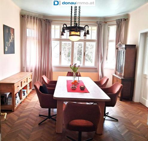 Prachtvolle Jahrhundertwende-Villa mit Blick auf die Burg Seebenstein - Preis auf Anfrage