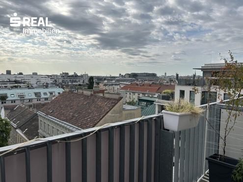MODERNE TERRASSENWOHNUNG IN DER NUSSDORFER STRASSE