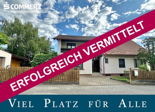 ERFOLGREICH VERMITTELT!!!   Mehrfamilienhaus mit Weinlaube und Gartenhuschen!