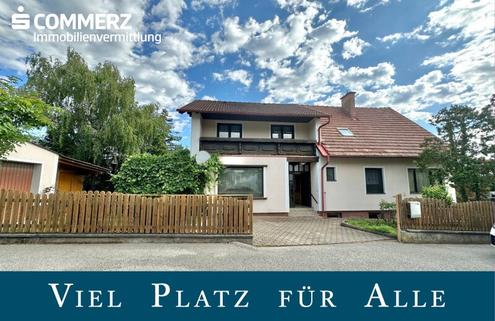 7-Zimmer-Haus mit Gartenhaus und Garage