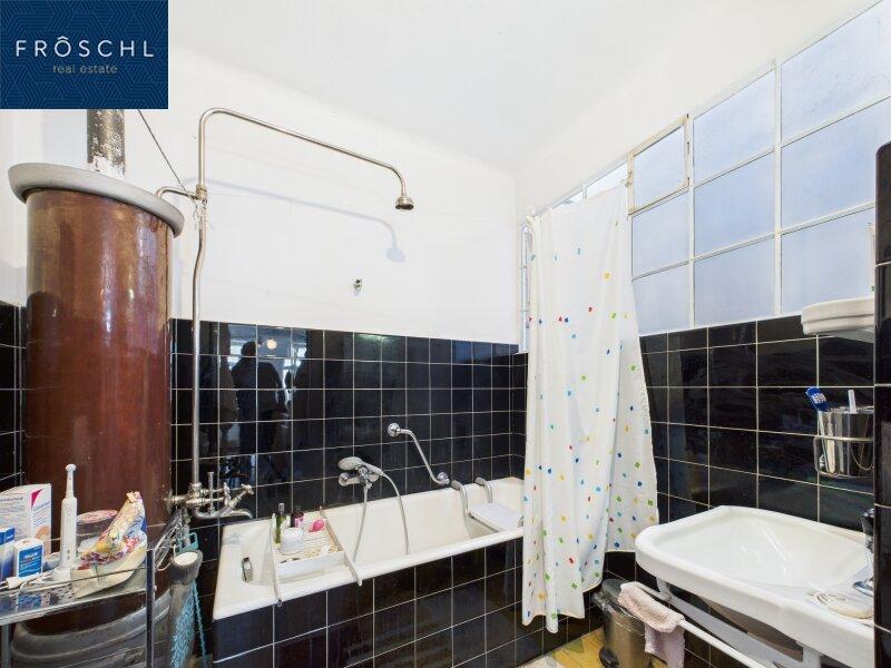 Badezimmer im OG