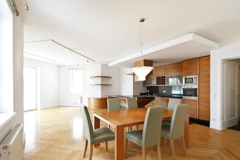 Stilvolle Wohnung im FONTANA Wohnpark - Zwei Balkone und erstklassige Ausstattung