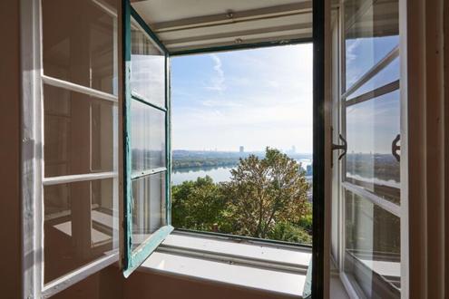 Generalsaniertes Jahrhundertwendehaus mit Wienblick und traumhaftem Garten in Nussdorf