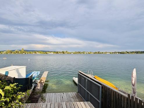 Direkt am See gelegen - in erster Reihe! Traumhaft schnes Grundstck am Neufelder See | Perfekt fr einen Neubau