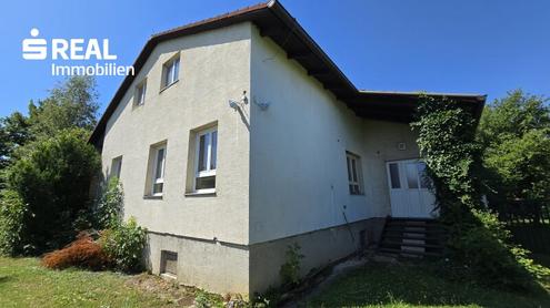 traumhafte Grundstücksgröße mit sanierungsbedürftigem Haus