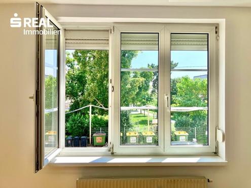 HELLE, FREUNDLICHE SINGLE- oder PÄRCHENWOHNUNG