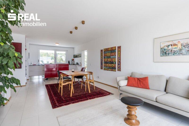 Blick ins Wohnzimmer