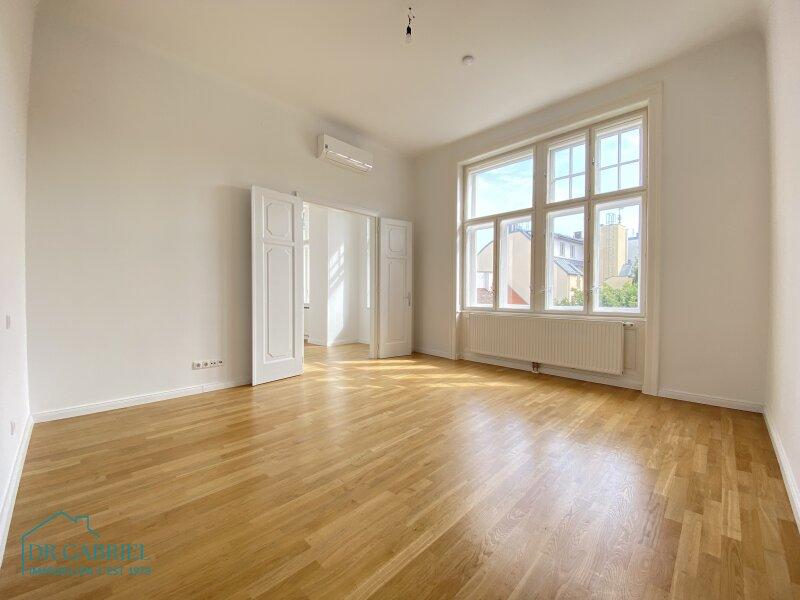 Schlafzimmer II