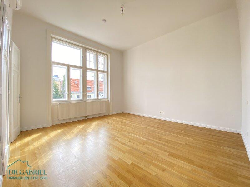 Schlafzimmer II