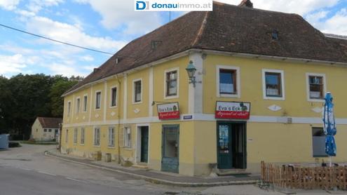 3741 Pulkau: Sanierungsbedürftiges Stadthaus in zentraler Lage (ehem. Bäckerei)