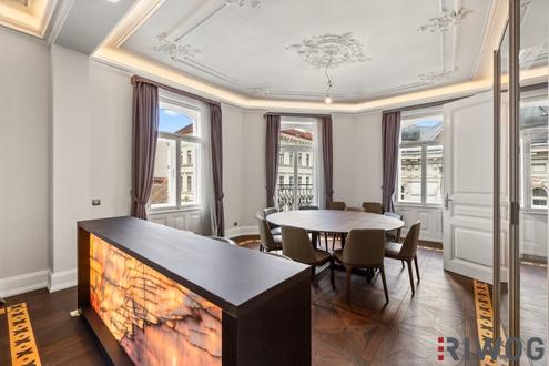 **Luxus auf höchsten Niveau**4-Zimmer**3 Bäder**2 Balkone**Smart-Home**uvm.