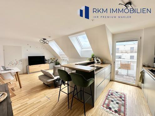 Neuwertige Dachgeschoßwohnung mit Balkon in 1130 Wien - Ihr neues Zuhause!