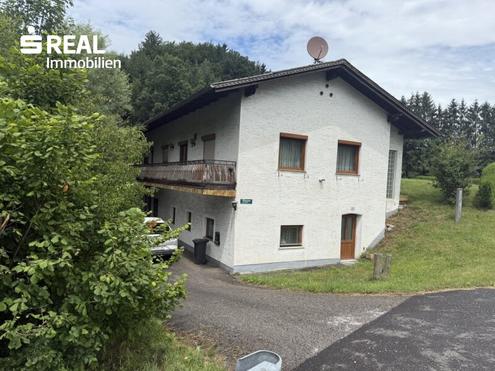 Randegg - Einfamilienhaus mit großem Grund - Alleinlage