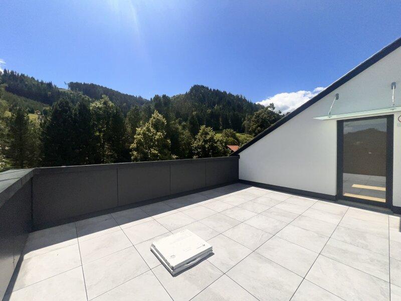 Terrassenansicht mit Ausblick auf Judenburg
