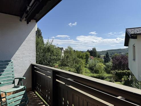 Einfamilienhaus mit Fernblick ins Grüne | Garage & Carport-Stellplatz | Südwest-Terrasse mit Sonnenschutz | Absolute Ruhelage I Voll unterkellert