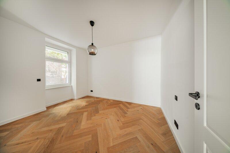 2. Schlafzimmer