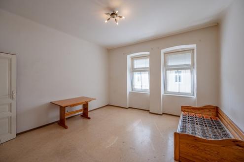 ++NEU++ Fr Bastler: Sanierungsbedrftige 1-Zimmer-Wohnung, viel Potenzial!