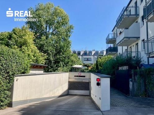 MODERNE 3 Zimmer mit BALKON und GARAGE - neuwertig