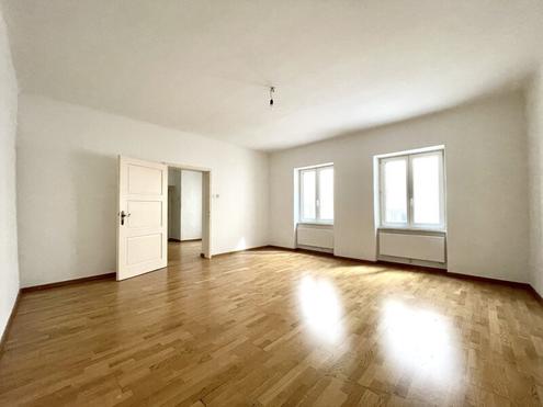Charmante, ruhige Innenhofwohnung in zentraler Lage - befristet auf 3 Jahre