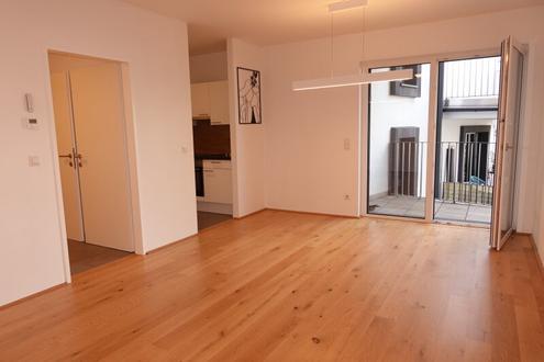 HOFSEITIGE 2 Zimmer BALKON-Neubauwohnung mit IDEALER Aufteilung - Nahe U6 Thaliastraße