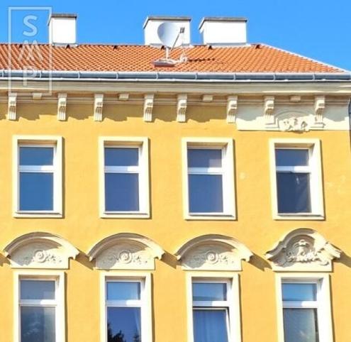Zinshaus mit traditionellem Gasthaus