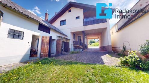 Gerumiges Mehrfamilienhaus in Gttenbach: Samt Garten und viel Lagerflche!