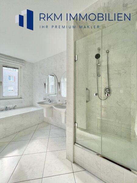 Badezimmer mit WC