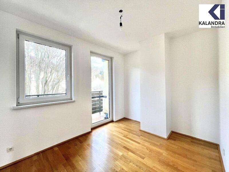 Schlafzimmer 4
